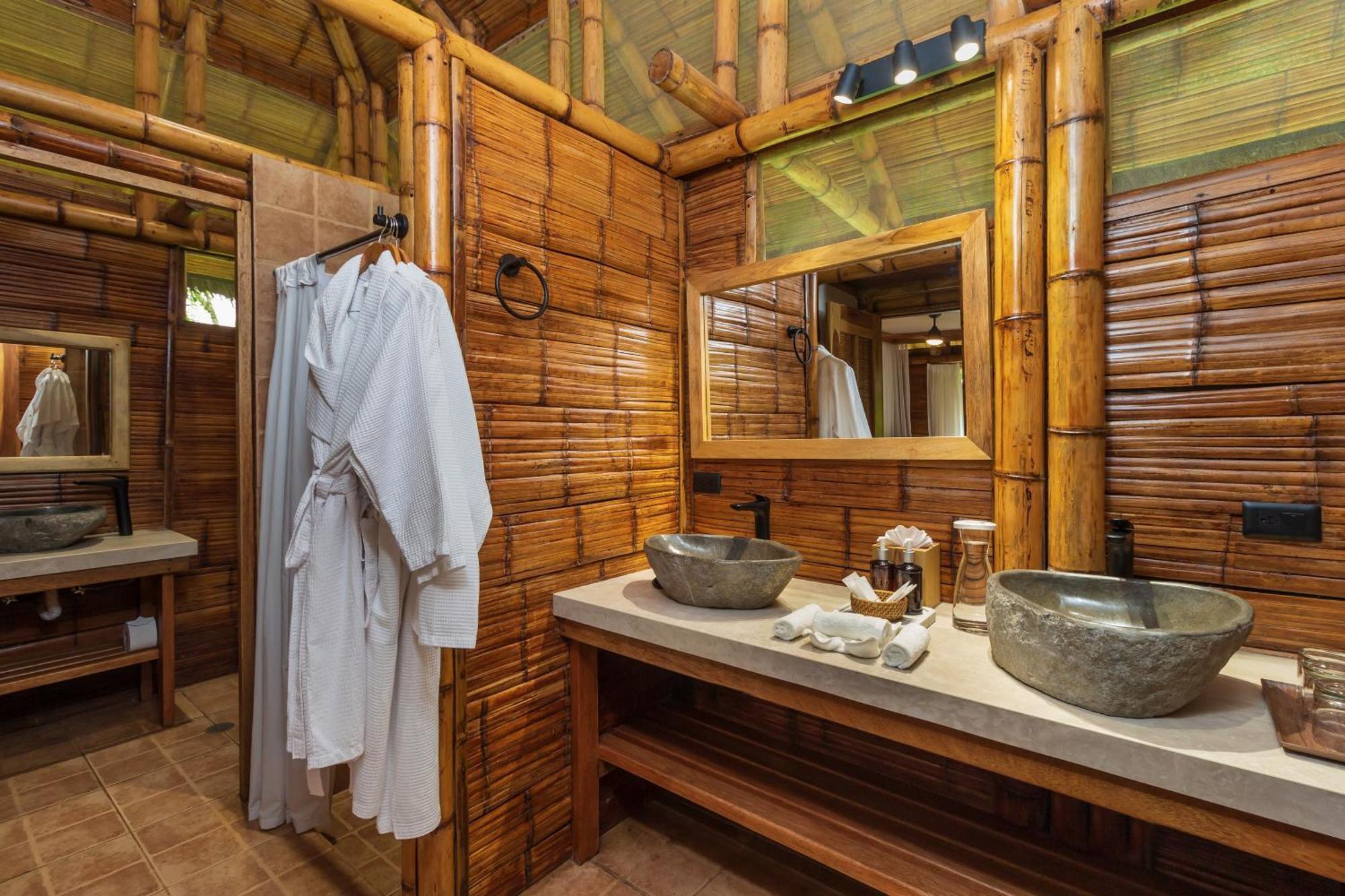 La Selva Eco-Lodge & Retreat Providencia Extérieur photo