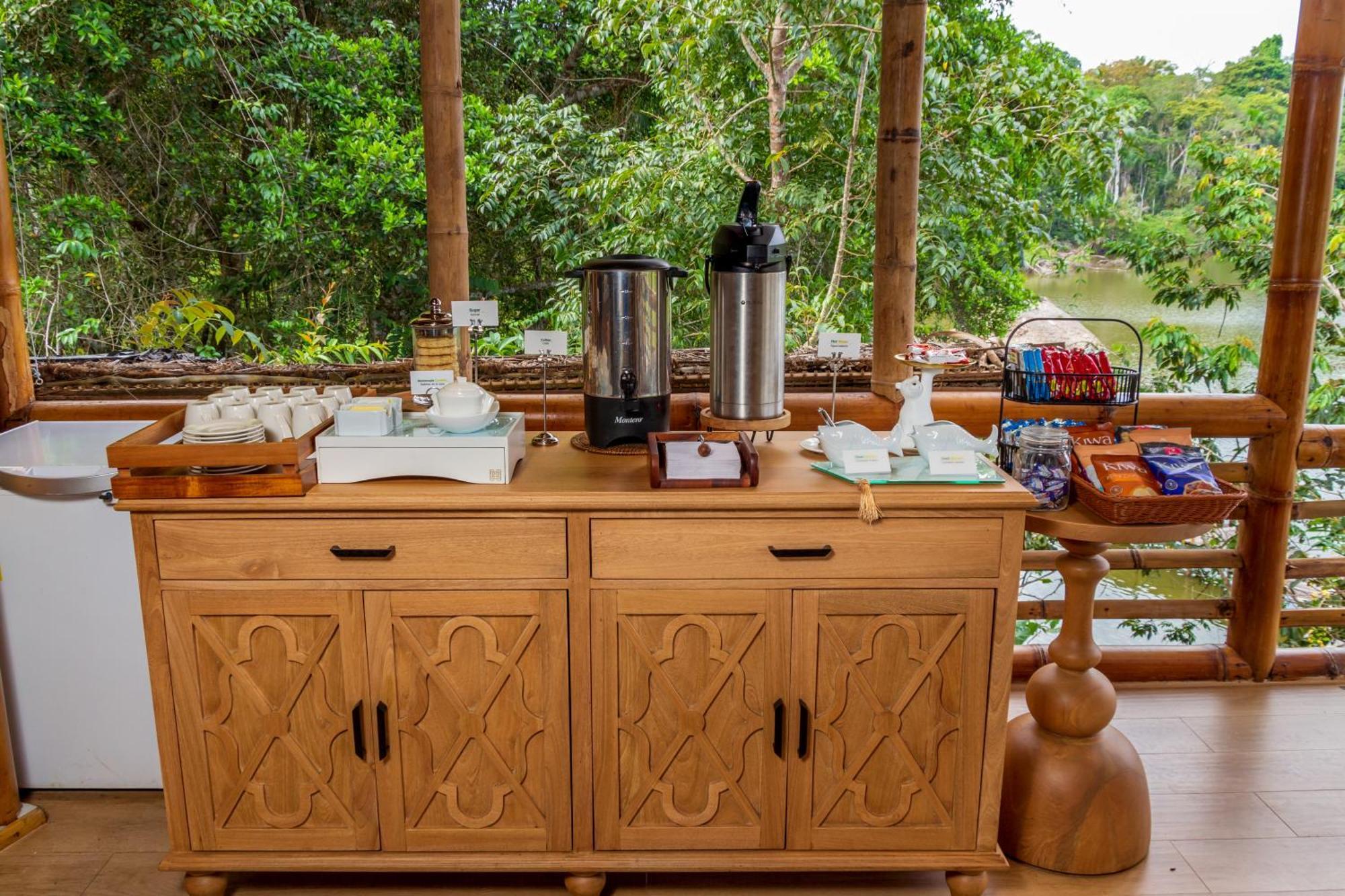 La Selva Eco-Lodge & Retreat Providencia Extérieur photo